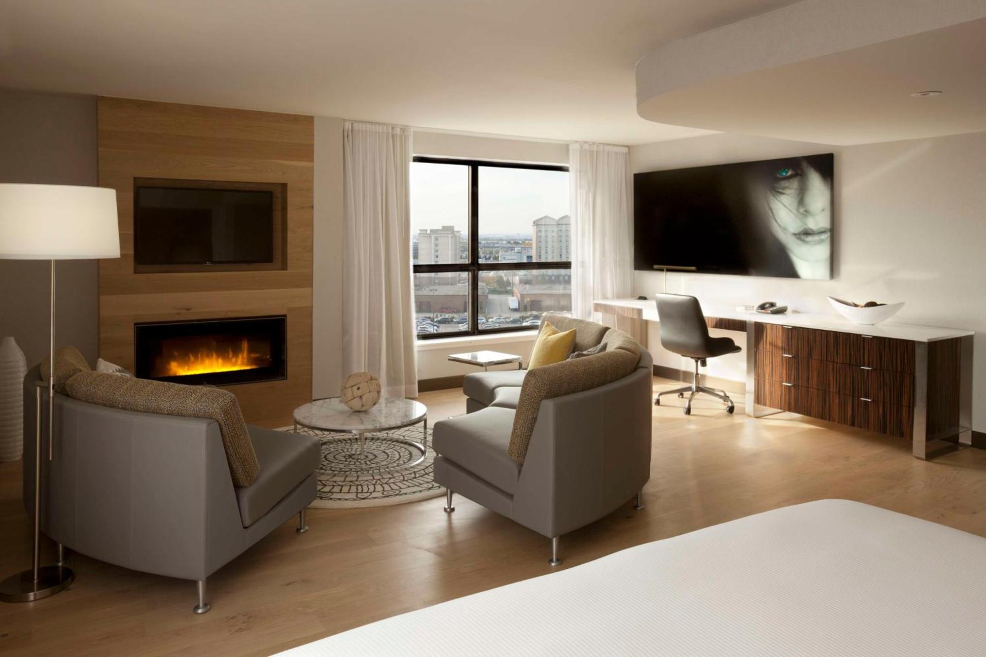 ฮิลตัน โตรอนโต แอร์พอร์ต โฮเต็ลแอนด์สวีท Hotel มิสซิสซอกา ภายนอก รูปภาพ