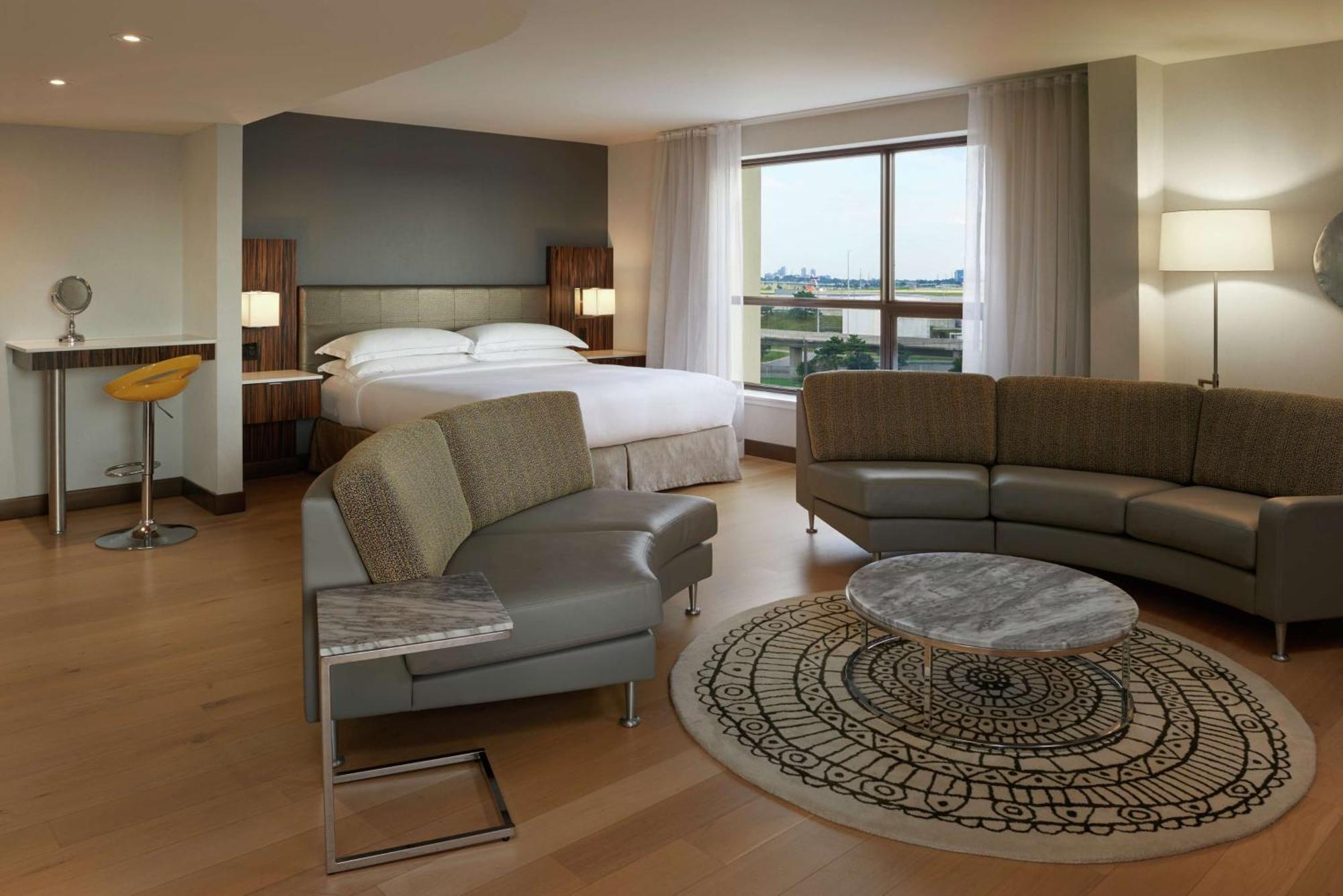 ฮิลตัน โตรอนโต แอร์พอร์ต โฮเต็ลแอนด์สวีท Hotel มิสซิสซอกา ภายนอก รูปภาพ